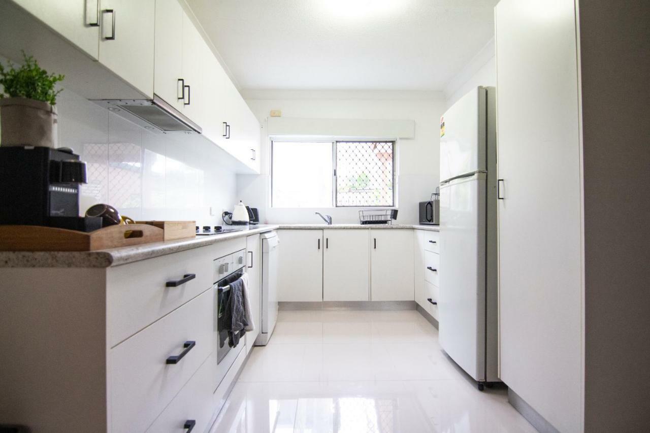 66 Martyn Street Cairns Exterior photo